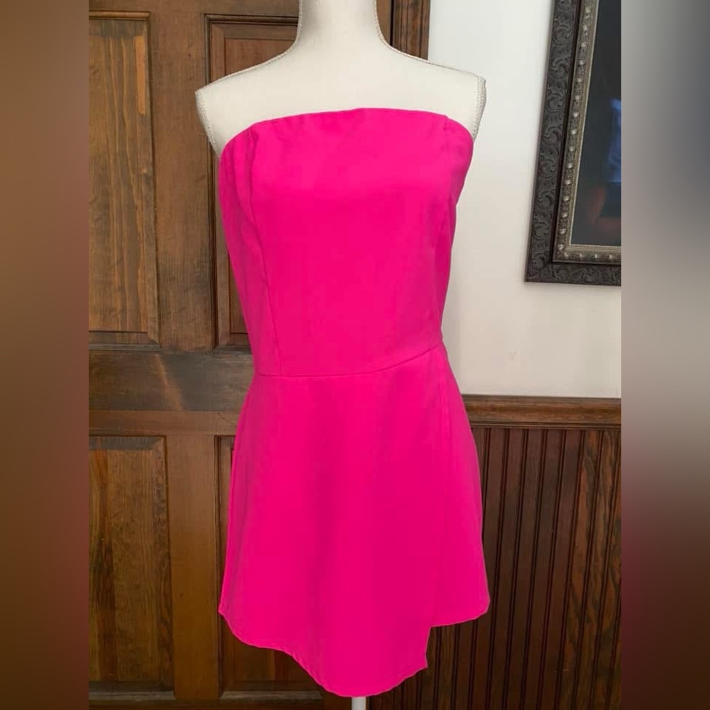 TCEC Vibrant Pink Strapless Romper